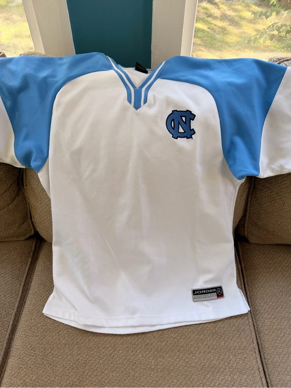 Jordan Thrownback UNC Shooting Shirt / Jersey (runs slightly large)